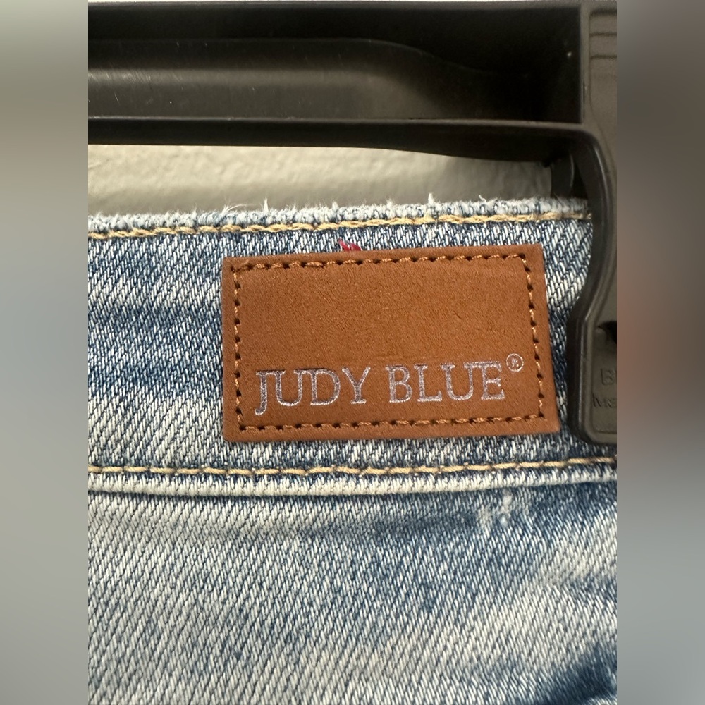 Judy Blue Women Straight Fit Distressed Jeans High Rise Blue Size 28 - Picture 12 of 12